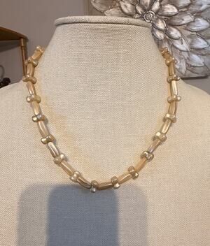 Vintage Faux Pearl & Lucite Bead Necklace 18”
